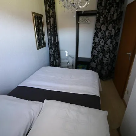 Biburg86420 Apartman *
